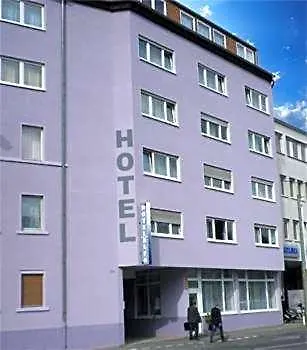 Alfa Frankfurt Hotel *